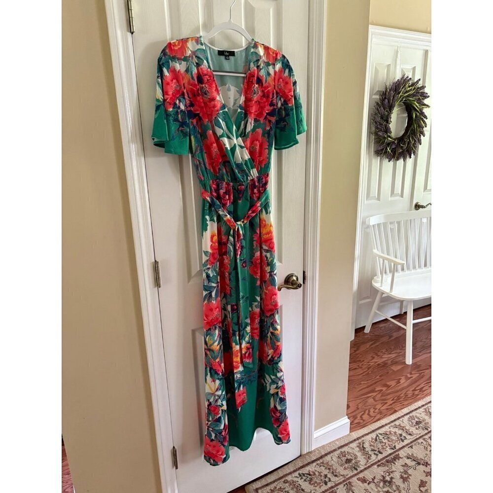 Lulu’s Green Floral Maxi Dress
